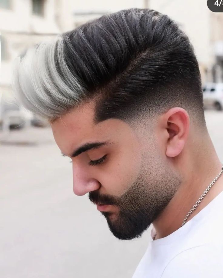 Barbeiro trabalhando